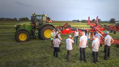 Record du monde d'andainage KUHN 2019