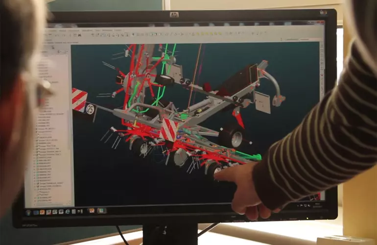 Vista 3D de un henificador KUHN