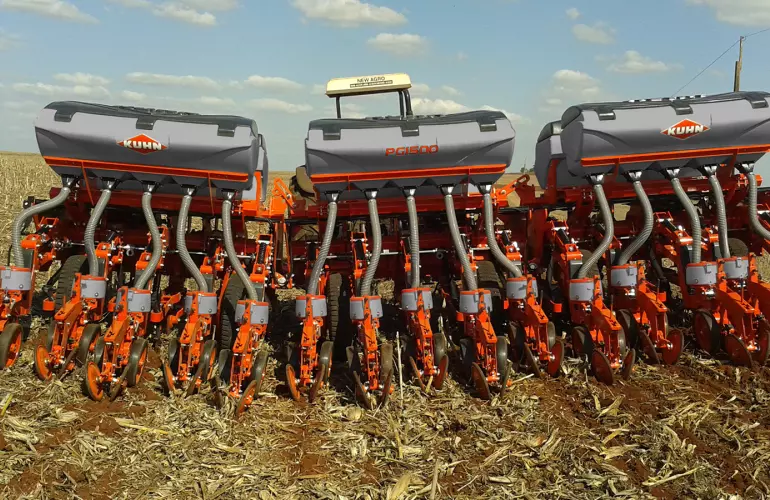 Foto 3D da plantadeira Flex Pneumatica