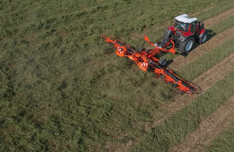 O  espalhador GF 1003 T no trabalho