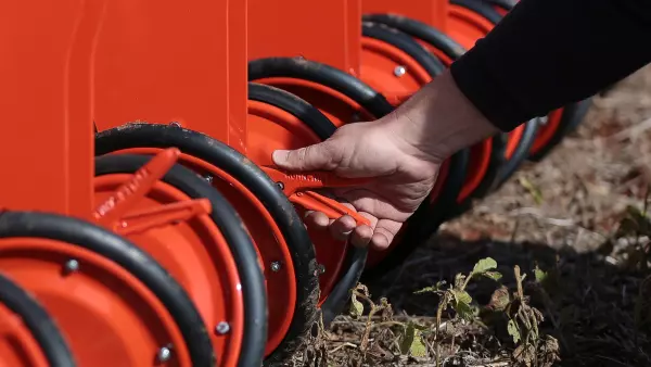 View of a hand adjusting press wheel
