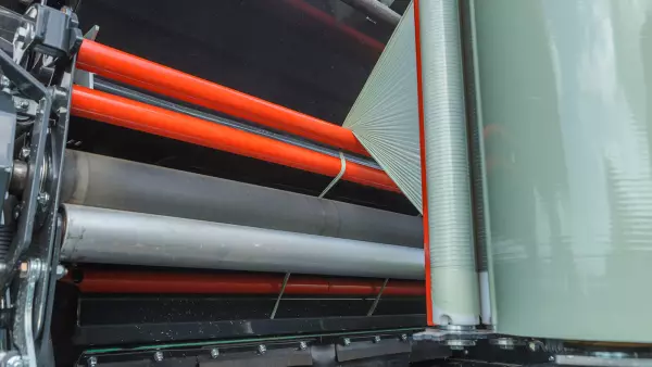 A sequência inicial do plástico garante uma amarração segura e um começo confiável em todas as circunstâncias