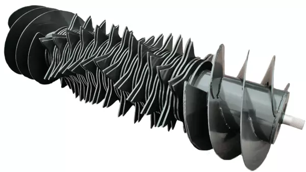 Der OMNICUT-Rotor mit 23 Messern (OC 23) schneidet das Pressgut auf 45 mm Länge.