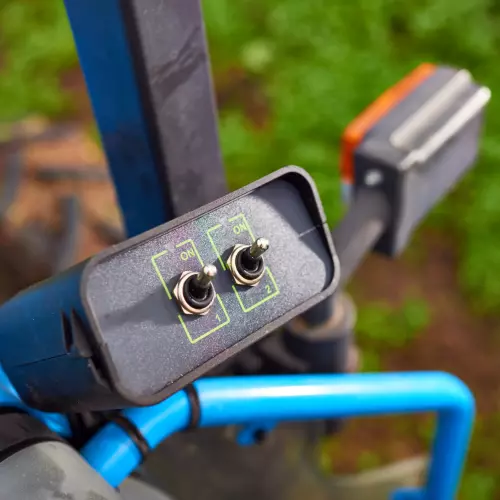 Painel elétrico com duas seções